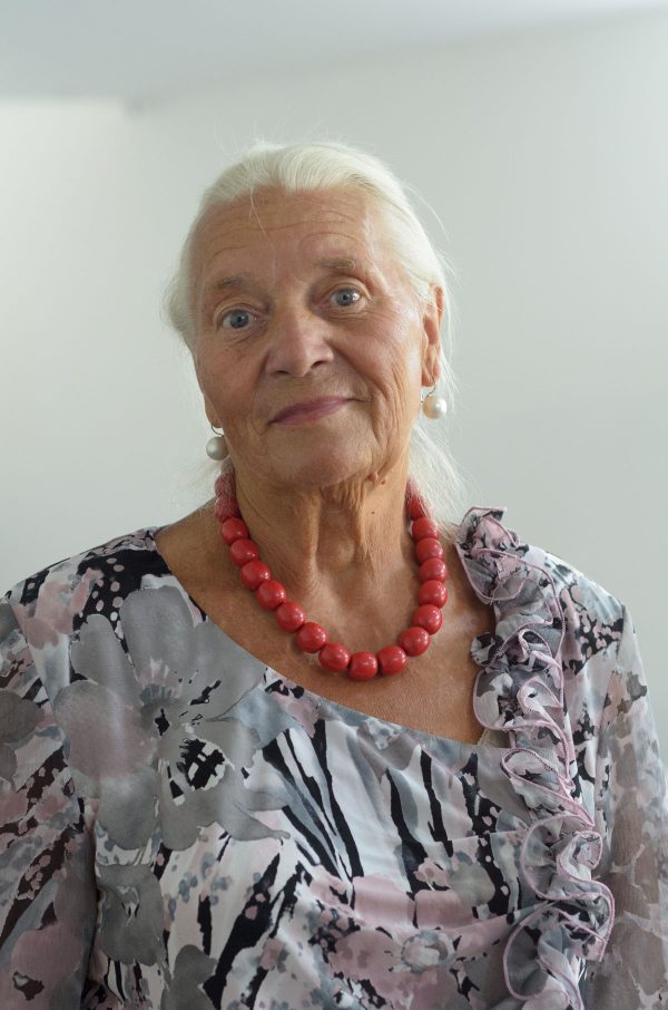 Petrusenko, Vera