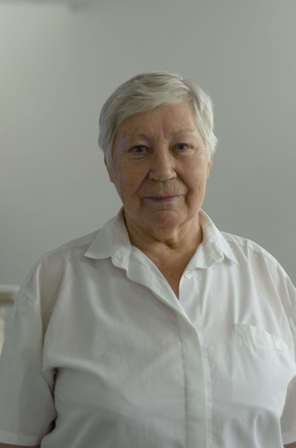 Kazennova, Vera