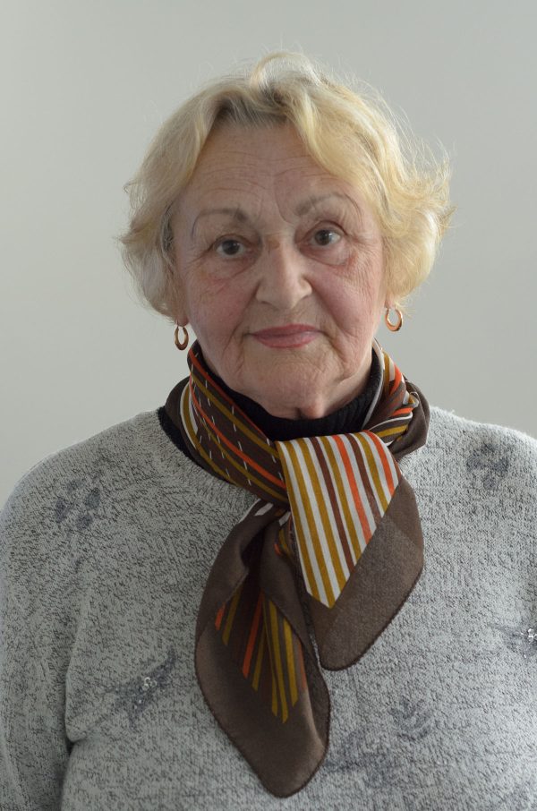 Sitnik, Larisa