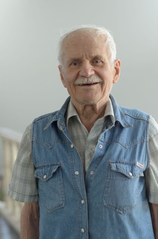 Lesik, Peter